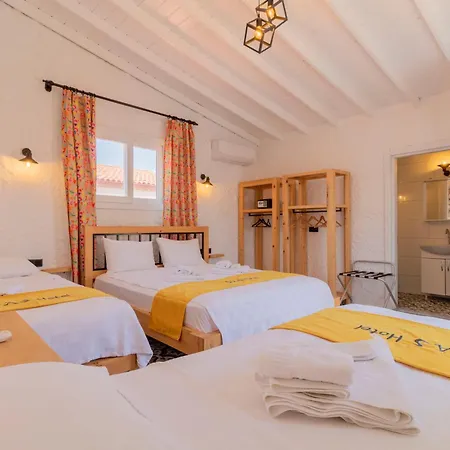 Das Hotel Alacati منزل للإقامة ألاتشاتي